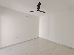 Room in 3 BHK Apartment at Godrej Emerald, Ghodbunder Road – for Rent