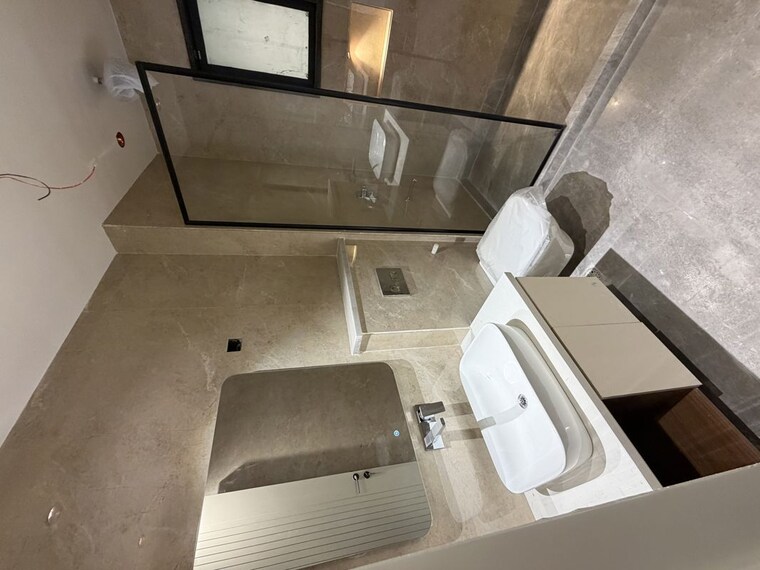 Bathroom, emaar-emerald-floors 4 Bedroom 338 Sq.Yd. Builder Floor In Sector 65 Gurgaon 10415524