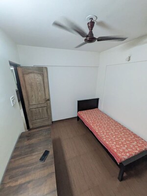 Bedroom in 3 BHK Apartment at Kamgar Putala Vasahat – for Rent