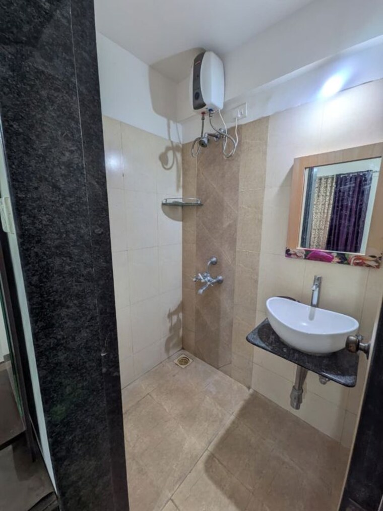 Bathroom, kamgar putala vasahat 3 Bedroom 1200 Sq.Ft. Apartment In Kamgar Putala Vasahat Pune 10464312