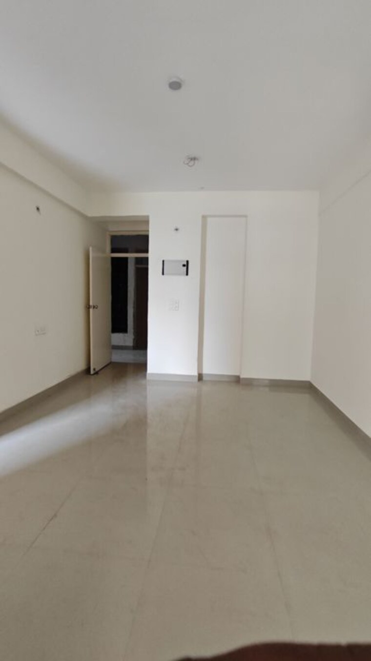 Room, s3-green-avenue 3 Bedroom 645 Sq.Ft. Apartment In Sector 85 Faridabad 10464336