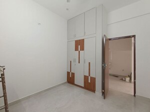 Room in 3 BHK Builder Floor at Harlur – for Rent