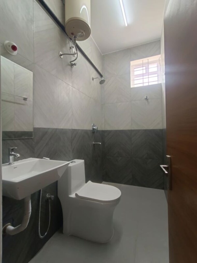 Team Area, harlur 3 Bedroom 1500 Sq.Ft. Builder Floor In Harlur Bangalore 10464356