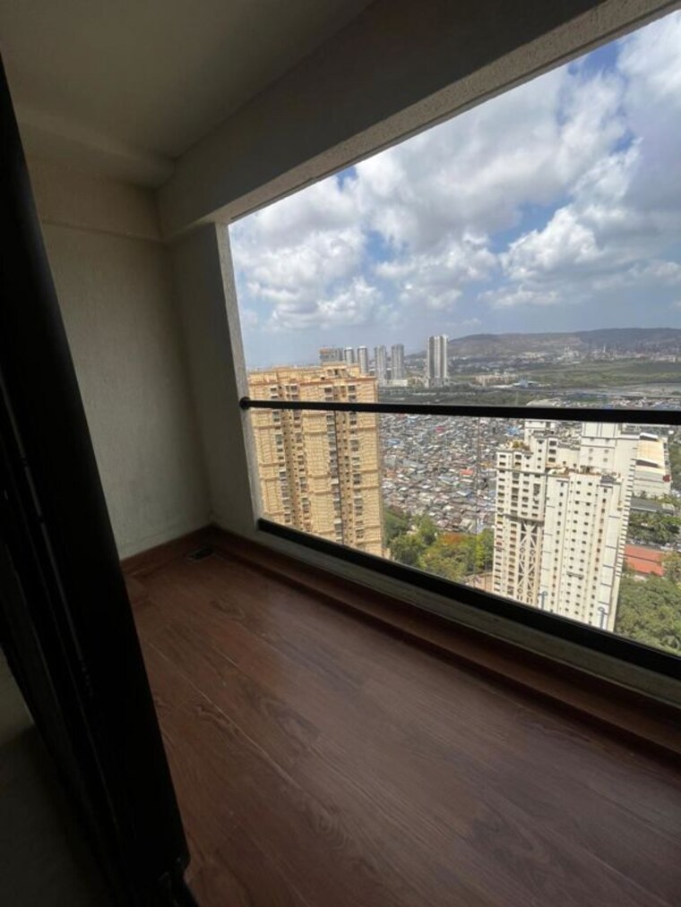 Balcony, dosti-eastern-bay-phase-3 3.5 Bedroom 1155 Sq.Ft. Apartment In Wadala Mumbai 10464357