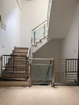 5 BHK Independent House For Sale in Malibu Town