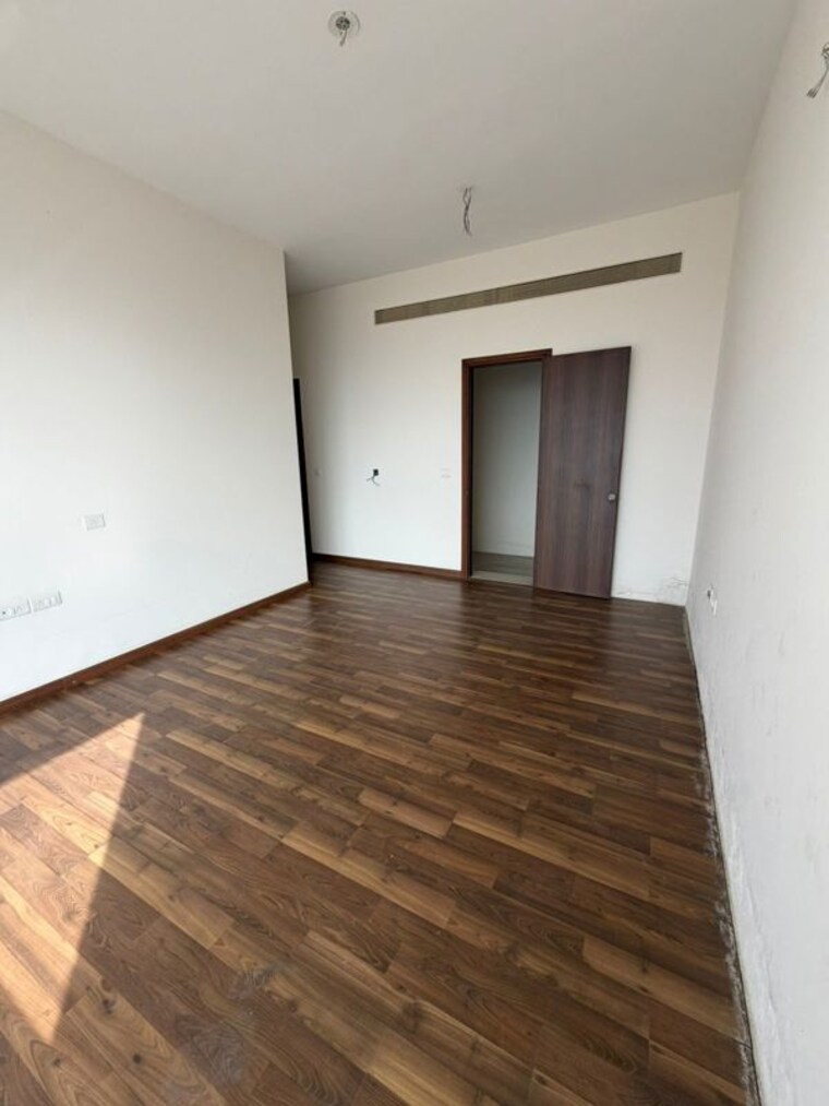Room, lnt-crescent-bay-t6 3 Bedroom 1800 Sq.Ft. Apartment In Parel Mumbai 10464359