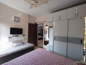 Bedroom in 3 BHK Builder Floor at Sector 52 – for Sale