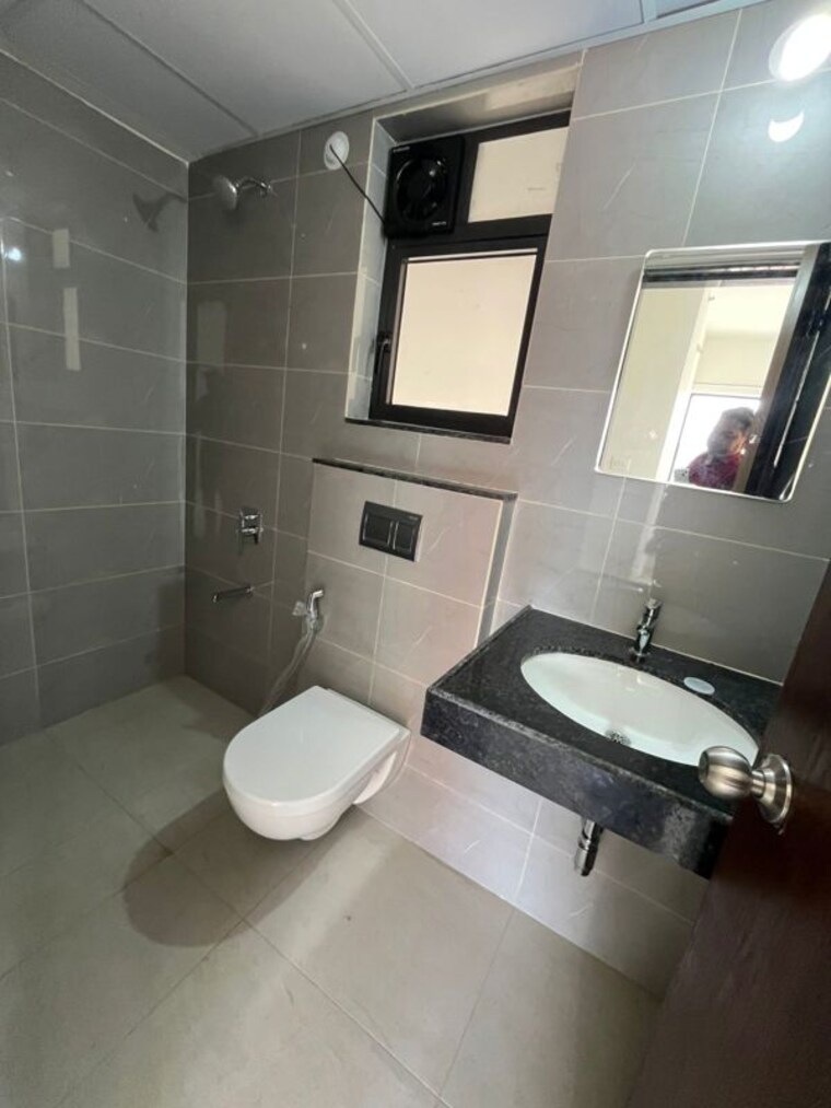 Bathroom, shapoorji-pallonji-sensorium-auris 2 Bedroom 780 Sq.Ft. Apartment In Hinjewadi Pune 10464382