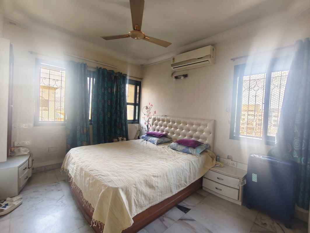 2 BHK 1037 Sq.Ft. Apartment in Vikash Complex CHS