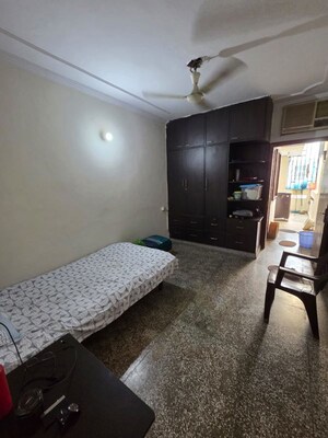 Bedroom in 1 BHK Builder Floor at Malviya Nagar – for Rent