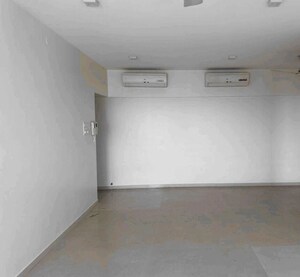 Room in 2 BHK Apartment at Godrej Platinum Mumbai, Vikhroli East – for Rent
