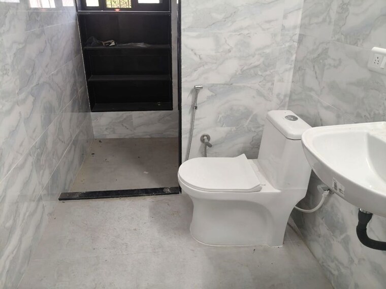 Bathroom, army-welfare-chs 3.5 Bedroom 1280 Sq.Ft. Apartment In Nerul Navi Mumbai 10464424