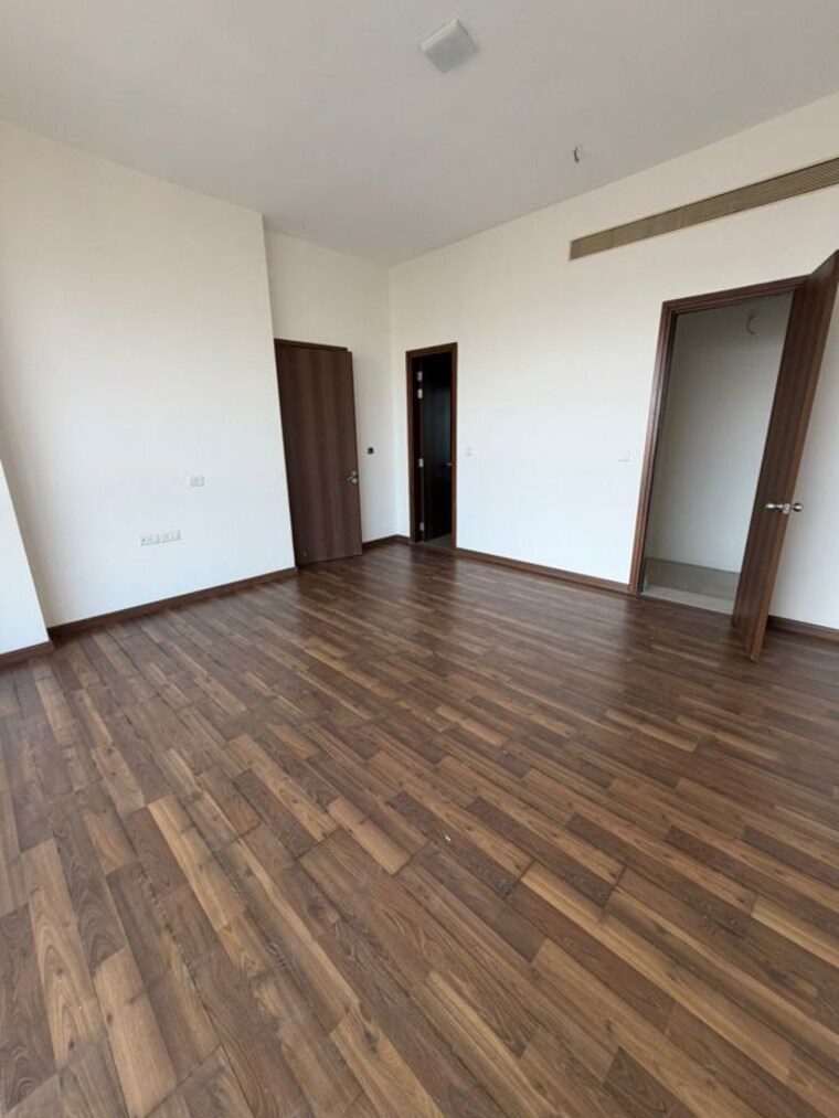 Room, lnt-crescent-bay-t6 4 Bedroom 2600 Sq.Ft. Apartment In Parel Mumbai 10464408