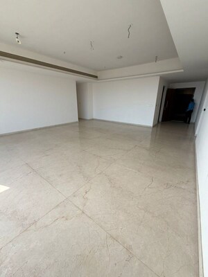 Room in 4 BHK Apartment at LnT Crescent Bay T6, Parel – for Sale