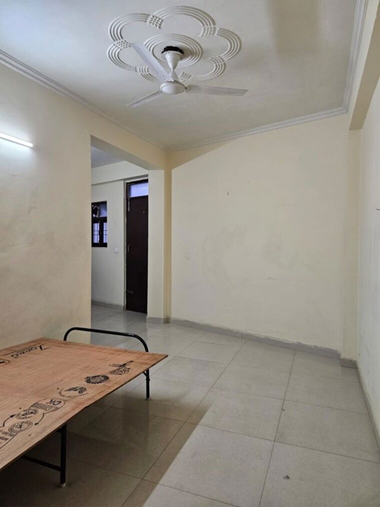 Room, saket 1 RK 200 Sq.Ft. Apartment In Saket Delhi 10464452