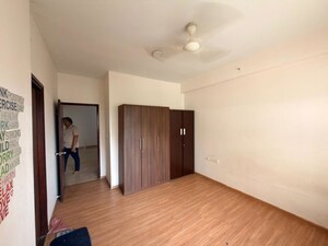 Room in 3 BHK Apartment at Lodha Meridian, Kukatpally – for Rent