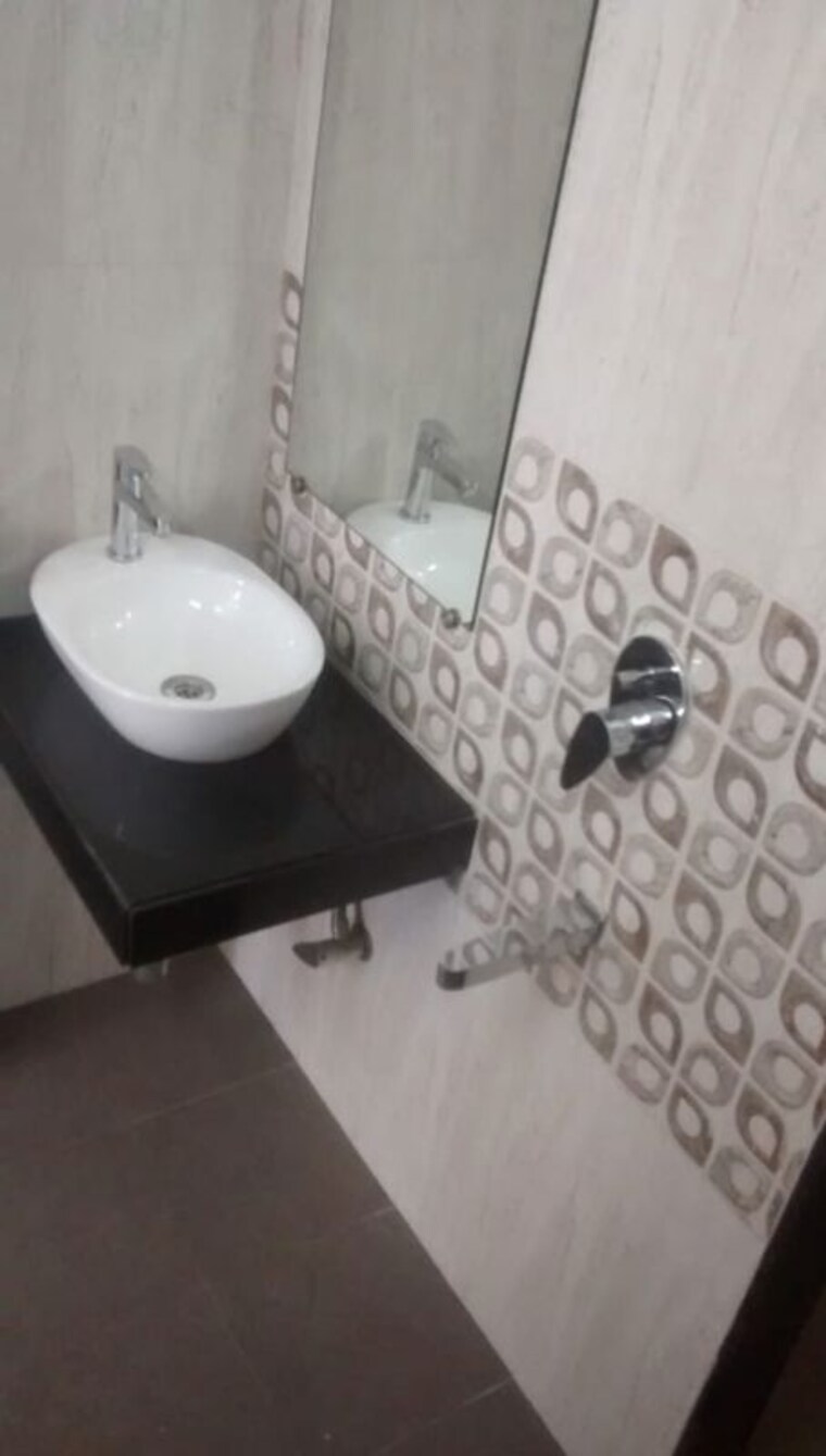 Bathroom, harshail-hornbill 2 Bedroom 580 Sq.Ft. Apartment In Malad West Mumbai 10464518