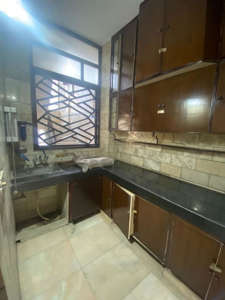 Kitchen, safdarjung enclave 2 Bedroom 1200 Sq.Ft. Builder Floor In Safdarjung Enclave Delhi 10464564