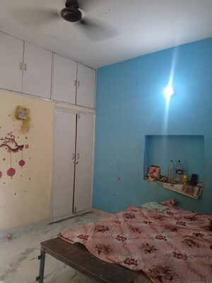Bedroom in 1 BHK Builder Floor at Sector 2 – for Rent