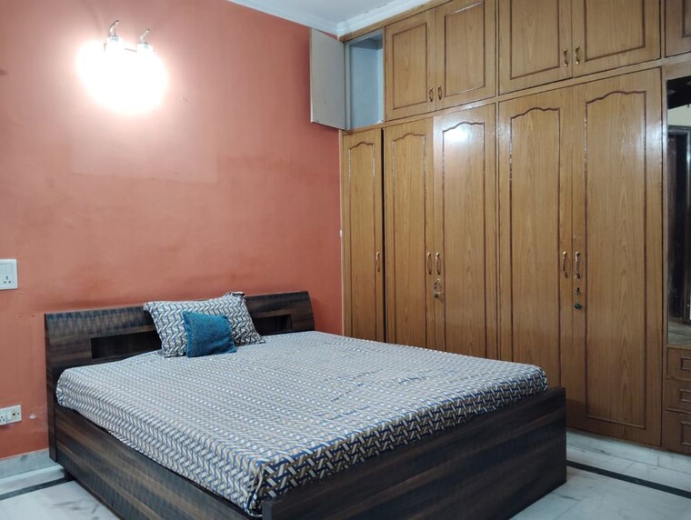 Bedroom, kalkaji 3 Bedroom 1800 Sq.Ft. Builder Floor In Kalkaji Delhi 10464578
