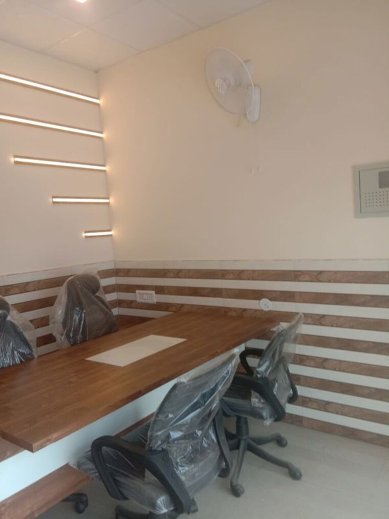 undefined, puri-81-business-hub Commercial Shop 480 Sq.Ft. In Sector 81 Faridabad 10464535