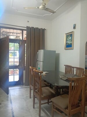 Living Room in 2 BHK Builder Floor at Sector 2 – for Rent