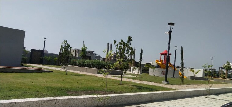 Garden, manglia  850 Sq.Ft. Plot In Manglia Indore 10464601