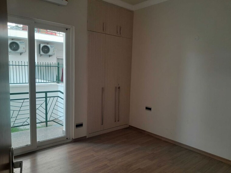 Room, central-park-flower-valley 2.5 Bedroom 1093 Sq.Ft. Builder Floor In Sohna Sector 33 Gurgaon 10464608