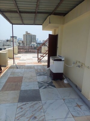 Team Area in 1 BHK Builder Floor at Wazirabad – for Rent