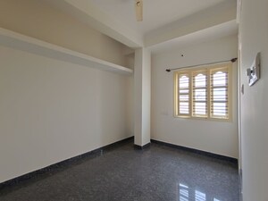 Room in 3 BHK Builder Floor at Choodasandra – for Rent