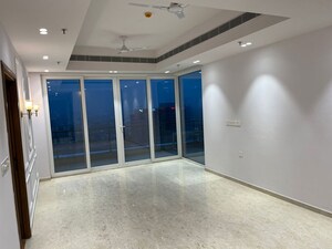 Room in 3 BHK Apartment at M3M Heights, Sector 65 – for Rent