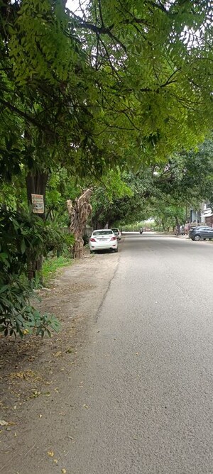 Parking in 4 BHK Builder Floor at Govindpuram Residency, Govindpuram – for Sale
