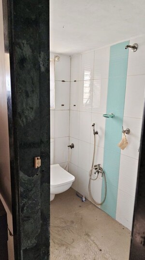 Bathroom in 2 BHK Apartment at Subhash Nagar – for Rent