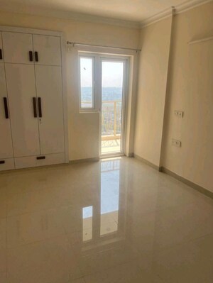 Room in 2 BHK Apartment at Pareena Micasa, Sector 68 – for Sale