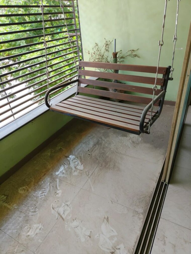 Balcony, satellite 3 Bedroom 1950 Sq.Ft. Apartment In Satellite Ahmedabad 10464680