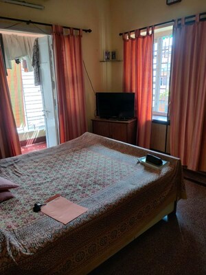 Bedroom in 2.5 BHK Apartment at Lake Terrace – for Sale