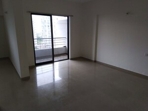 Room in 1 BHK Apartment at Vascon Citron Phase 1, Wagholi – for Sale
