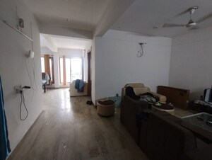 Living Room in 2.5 BHK Builder Floor at Jal Vayu Vihar Noida, Sector 21 – for Rent