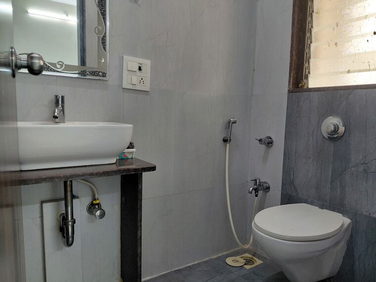 Bathroom, asmita-sand-dunes 2 Bedroom 900 Sq.Ft. Apartment In Malad West Mumbai 10464766