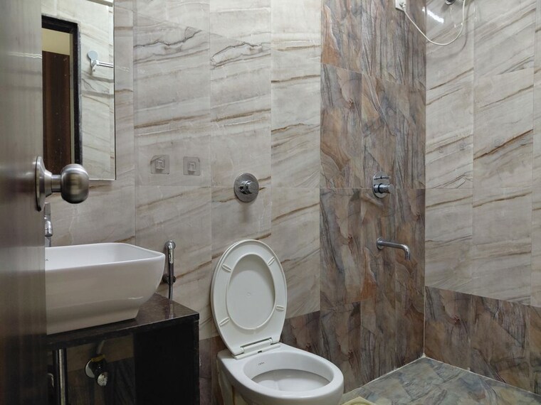 Bathroom, asmita-sand-dunes 2 Bedroom 900 Sq.Ft. Apartment In Malad West Mumbai 10464766