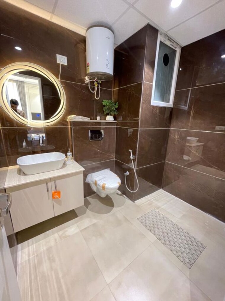 Bathroom, roseate-homes 3 Bedroom 1450 Sq.Ft. Apartment In Ghazipur Zirakpur 10464774