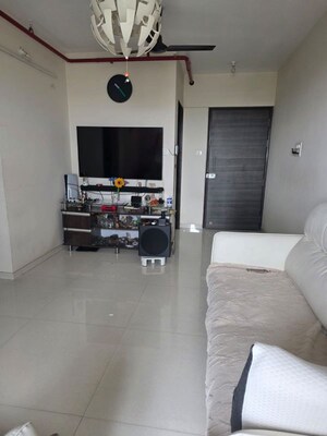 Parking in 1.5 BHK Apartment at Dosti Desire, Brahmand – for Rent