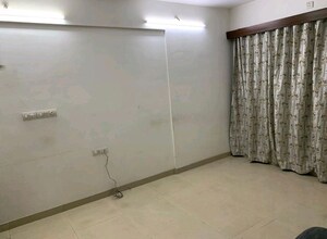 Room in 3 BHK Apartment at Rustomjee Urbania Athena, Majiwada – for Sale