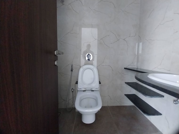 Bathroom, yashwin-orrizonte 2.5 Bedroom 890 Sq.Ft. Apartment In Kharadi Pune 10464791
