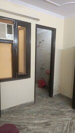 1 Rk  250 Sq.Ft. Builder Floor in Patel Nagar