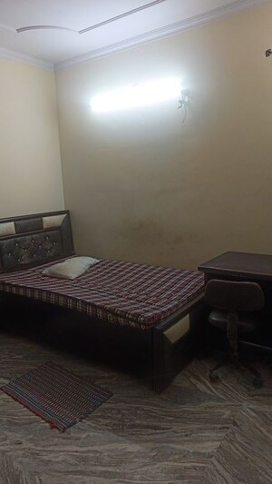 Bedroom in 1 RK Builder Floor at Patel Nagar – for Rent