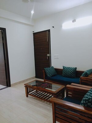 Living Room in 1 BHK Independent House at Sector 53 – for Rent