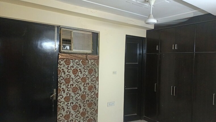 Bedroom, west patel nagar 2 Bedroom 1000 Sq.Ft. Builder Floor In West Patel Nagar Delhi 10464817