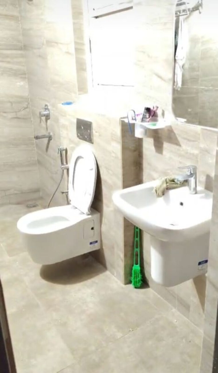 Bathroom, vasavi-lake-city 3 Bedroom 1915 Sq.Ft. Apartment In Hafeezpet Hyderabad 10464831