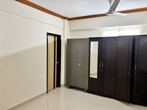 Room in 3 BHK Apartment at Luxor Park Phase I, Serilingampally – for Sale
